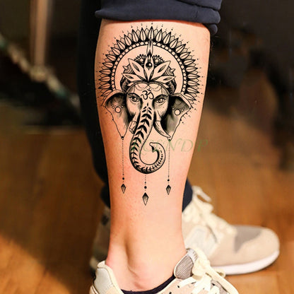 Tatouage éphémère dieu Hindou Ganesh, mollet